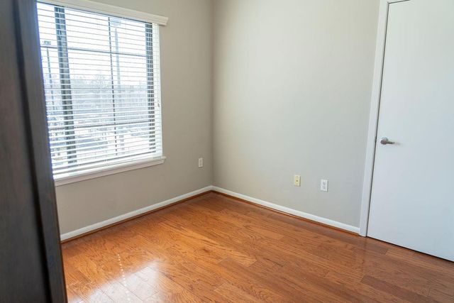 310 S Jensen Drive 1, Houston, TX 77003