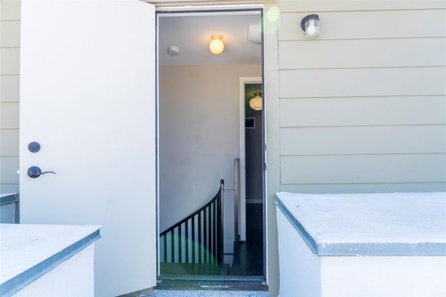 310 S Jensen Drive 1, Houston, TX 77003