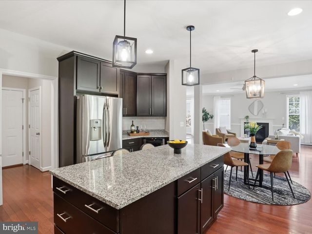 6472 SECOND ST, Alexandria, VA 22312