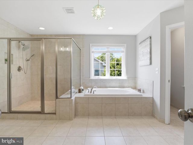 6472 SECOND ST, Alexandria, VA 22312