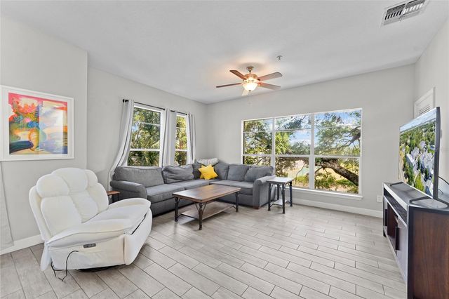 5301 ESCENA COURT, Tampa, FL 33611