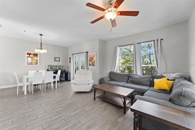 5301 ESCENA COURT, Tampa, FL 33611