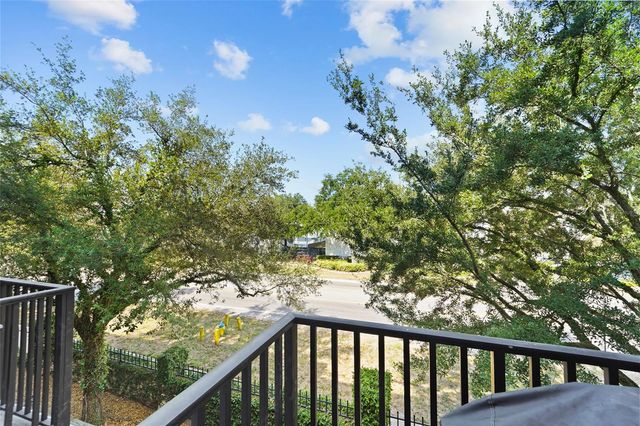 5301 ESCENA COURT, Tampa, FL 33611