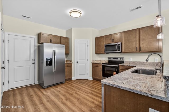 195 Briarneck Road, Jacksonville, NC 28540