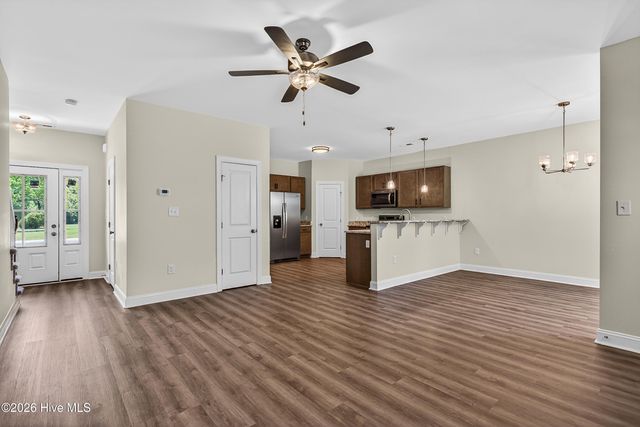 195 Briarneck Road, Jacksonville, NC 28540