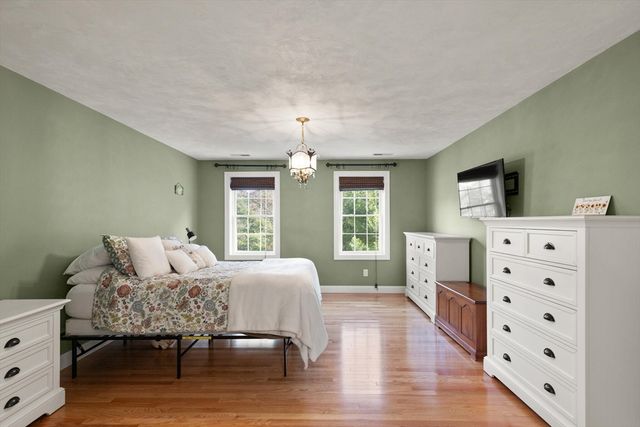 22 Dexter Dr, Rowley, MA 01969