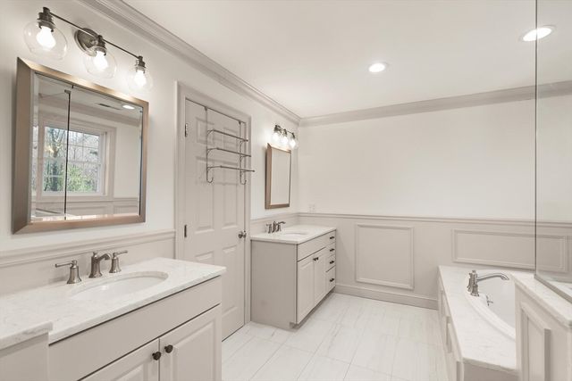 22 Dexter Dr, Rowley, MA 01969