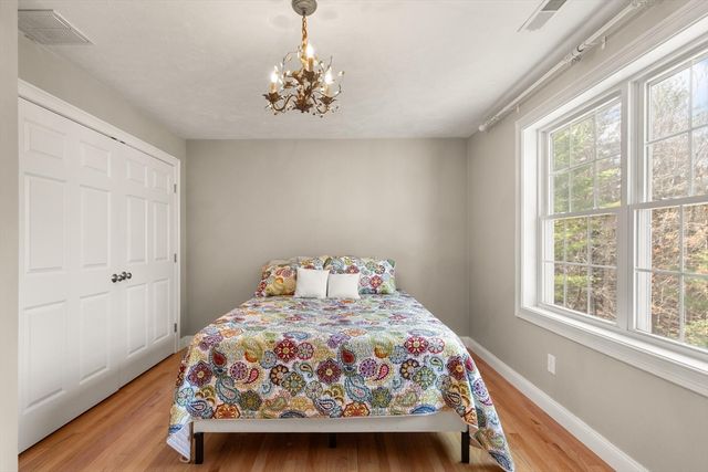 22 Dexter Dr, Rowley, MA 01969