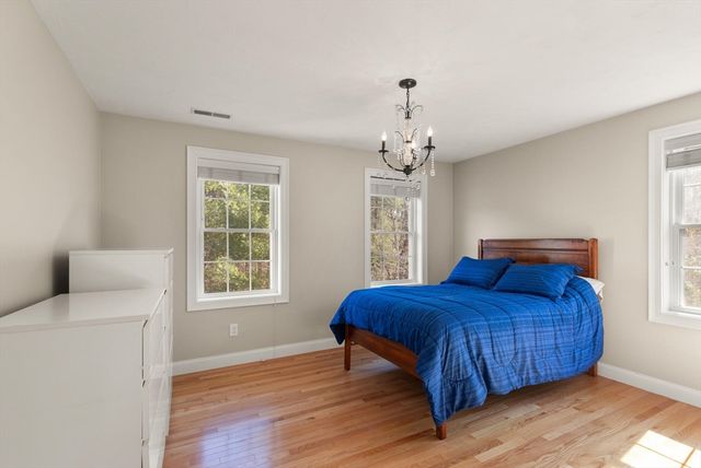 22 Dexter Dr, Rowley, MA 01969