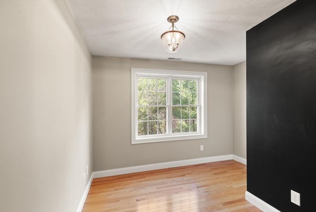 22 Dexter Dr, Rowley, MA 01969