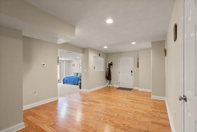 22 Dexter Dr, Rowley, MA 01969