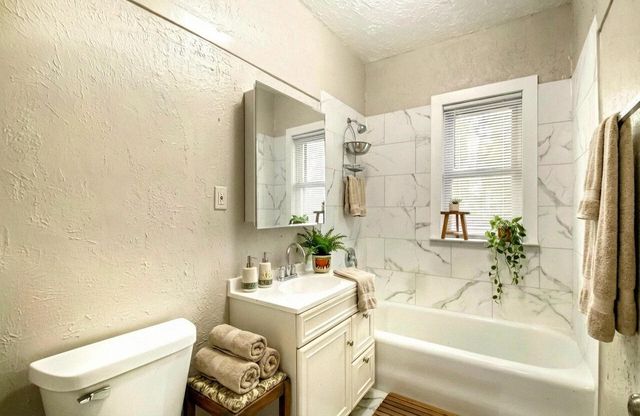 733 Lincoln Street, Gary, IN 46402