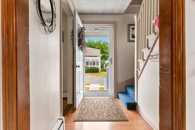 58 Glendale Ave, Peabody, MA 01960