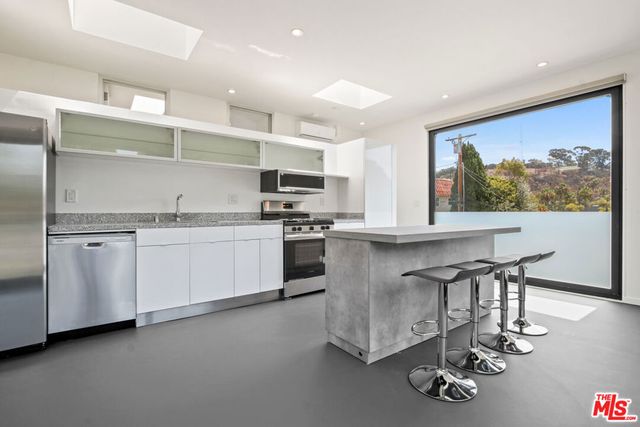 4262 Lincoln Avenue, Culver City, CA 90232