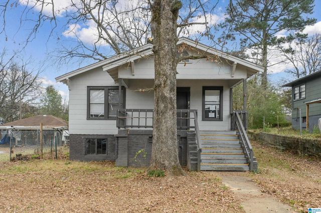 911 12TH AVENUE, Midfield, AL 35228