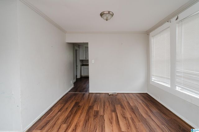 911 12TH AVENUE, Midfield, AL 35228