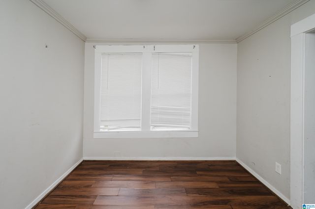 911 12TH AVENUE, Midfield, AL 35228