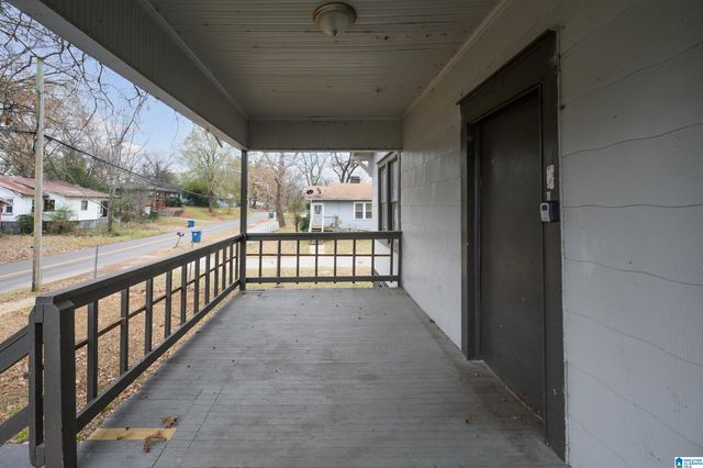 911 12TH AVENUE, Midfield, AL 35228