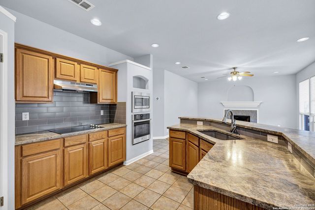 1339 Barton Creek, San Antonio, TX 78258