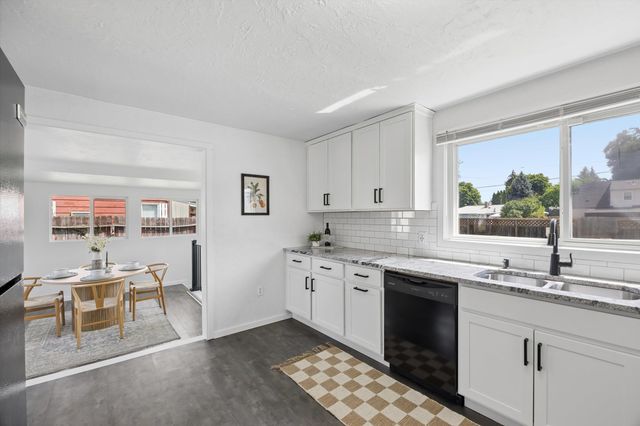 2629 W Crown Ave, Spokane, WA 99205