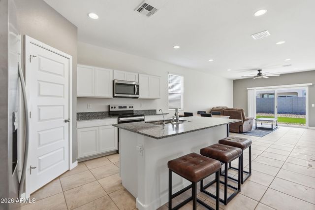 561 W Freedom Street, Florence, AZ 85132