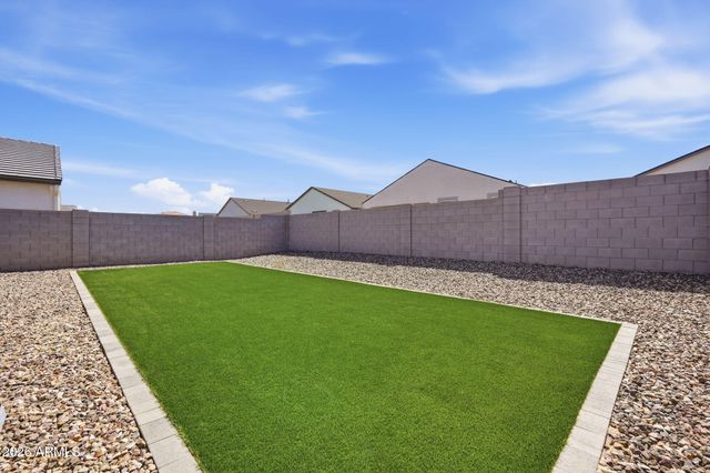 561 W Freedom Street, Florence, AZ 85132