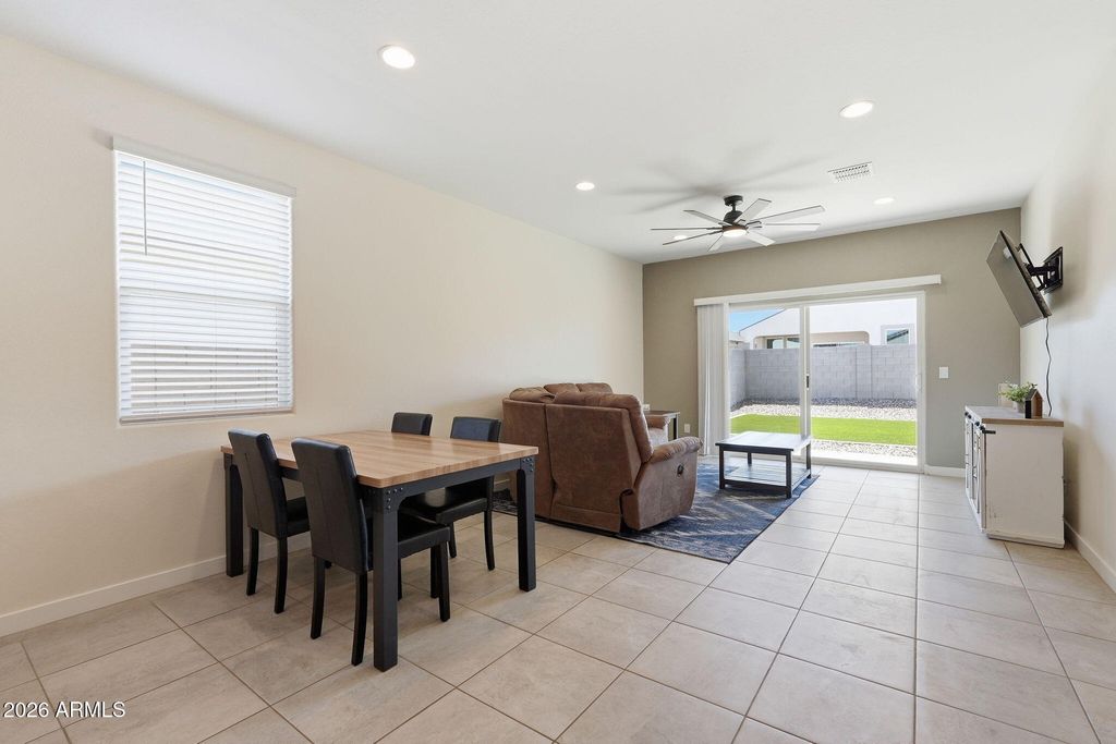 561 W Freedom Street, Florence, AZ 85132 — photo 5