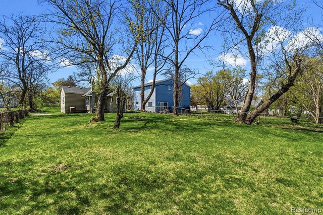 503 Bloomfield Avenue, Pontiac, MI 48341