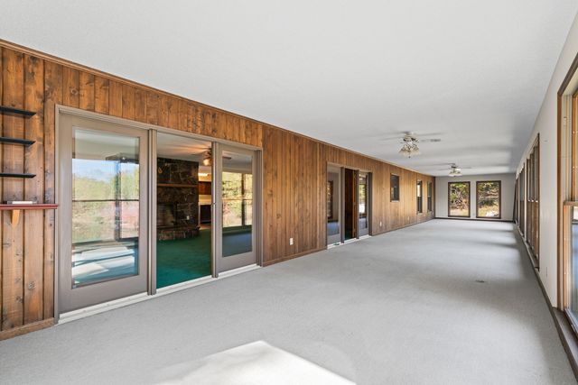 1101 Tom Davidson Rd, Crab Orchard, TN 37723