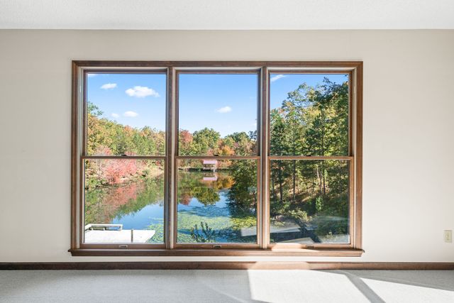 1101 Tom Davidson Rd, Crab Orchard, TN 37723