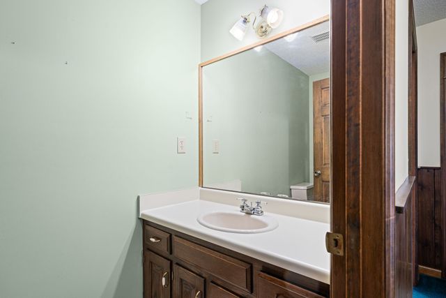 1101 Tom Davidson Rd, Crab Orchard, TN 37723