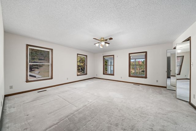 1101 Tom Davidson Rd, Crab Orchard, TN 37723