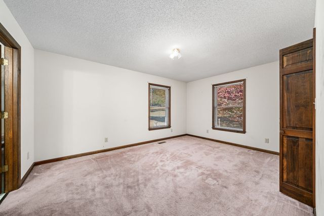 1101 Tom Davidson Rd, Crab Orchard, TN 37723