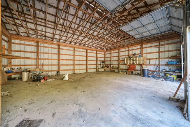 1101 Tom Davidson Rd, Crab Orchard, TN 37723