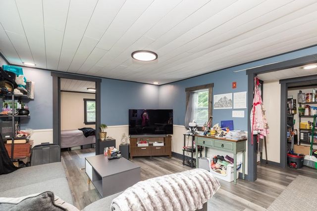 68 Moose Lane, Rochester, NH 03867