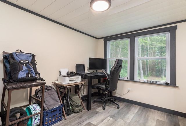 68 Moose Lane, Rochester, NH 03867