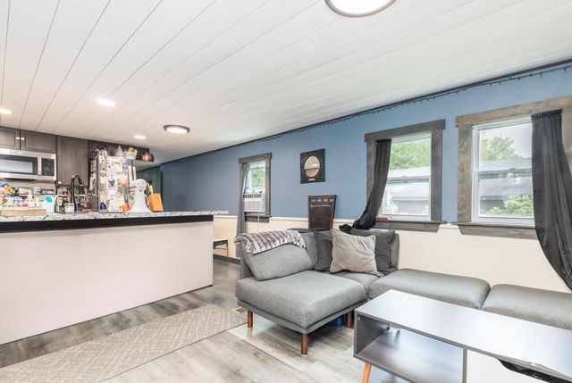 68 Moose Lane, Rochester, NH 03867