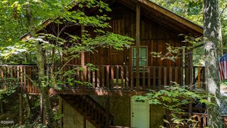 704 Forest Drive, Pigeon Forge, TN 37863