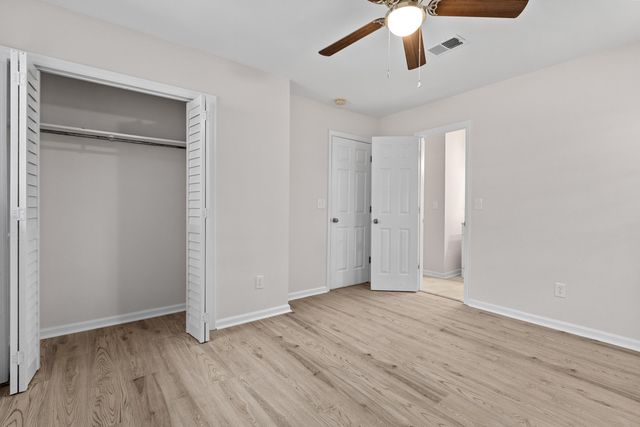 7708 Jadewood Drive, North Charleston, SC 29418