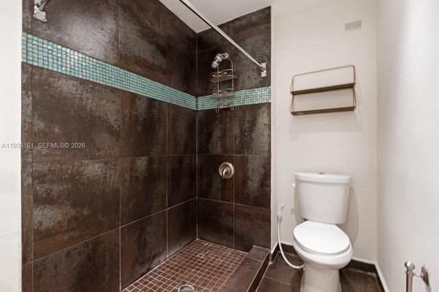 8460 Menteith Ter, Miami Lakes, FL 33016