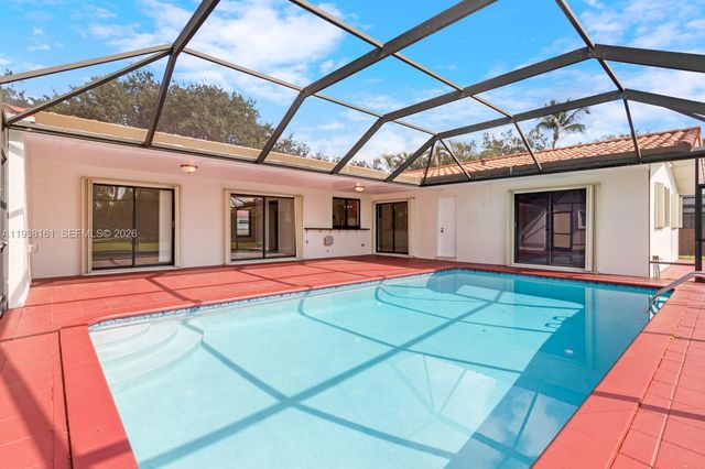 8460 Menteith Ter, Miami Lakes, FL 33016