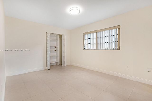 8460 Menteith Ter, Miami Lakes, FL 33016