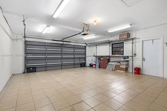 8460 Menteith Ter, Miami Lakes, FL 33016