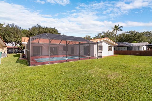 8460 Menteith Ter, Miami Lakes, FL 33016