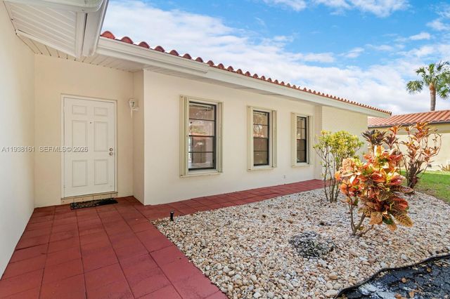 8460 Menteith Ter, Miami Lakes, FL 33016