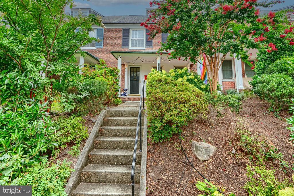 3432 UNIVERSITY PL, Baltimore, MD 21218