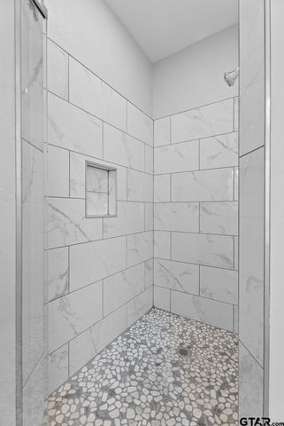 105 W Teal Dr, Troup, TX 75789