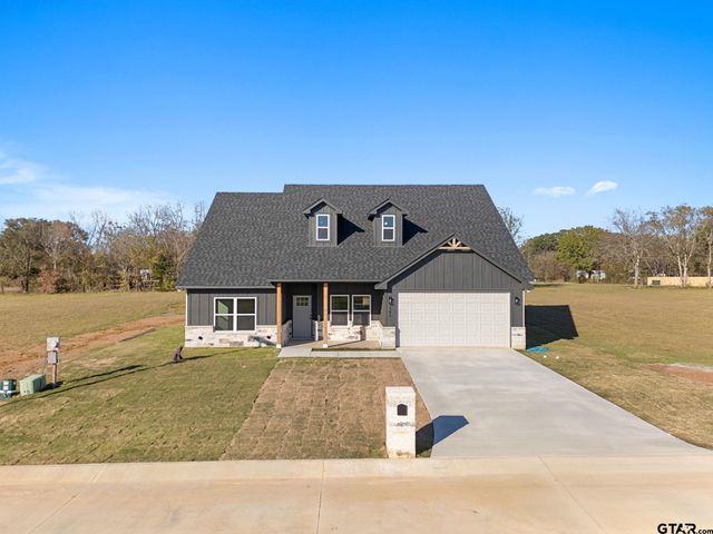 105 W Teal Dr, Troup, TX 75789