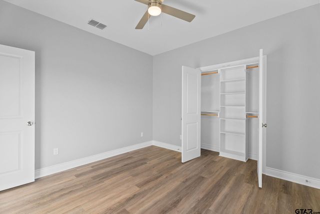 105 W Teal Dr, Troup, TX 75789