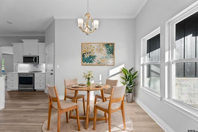 105 W Teal Dr, Troup, TX 75789